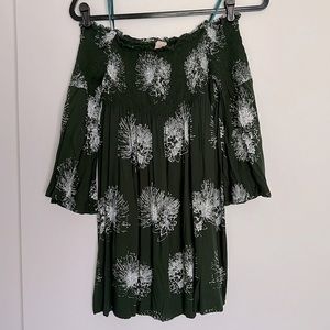 Kahulale'a Off the Shoulder Dress